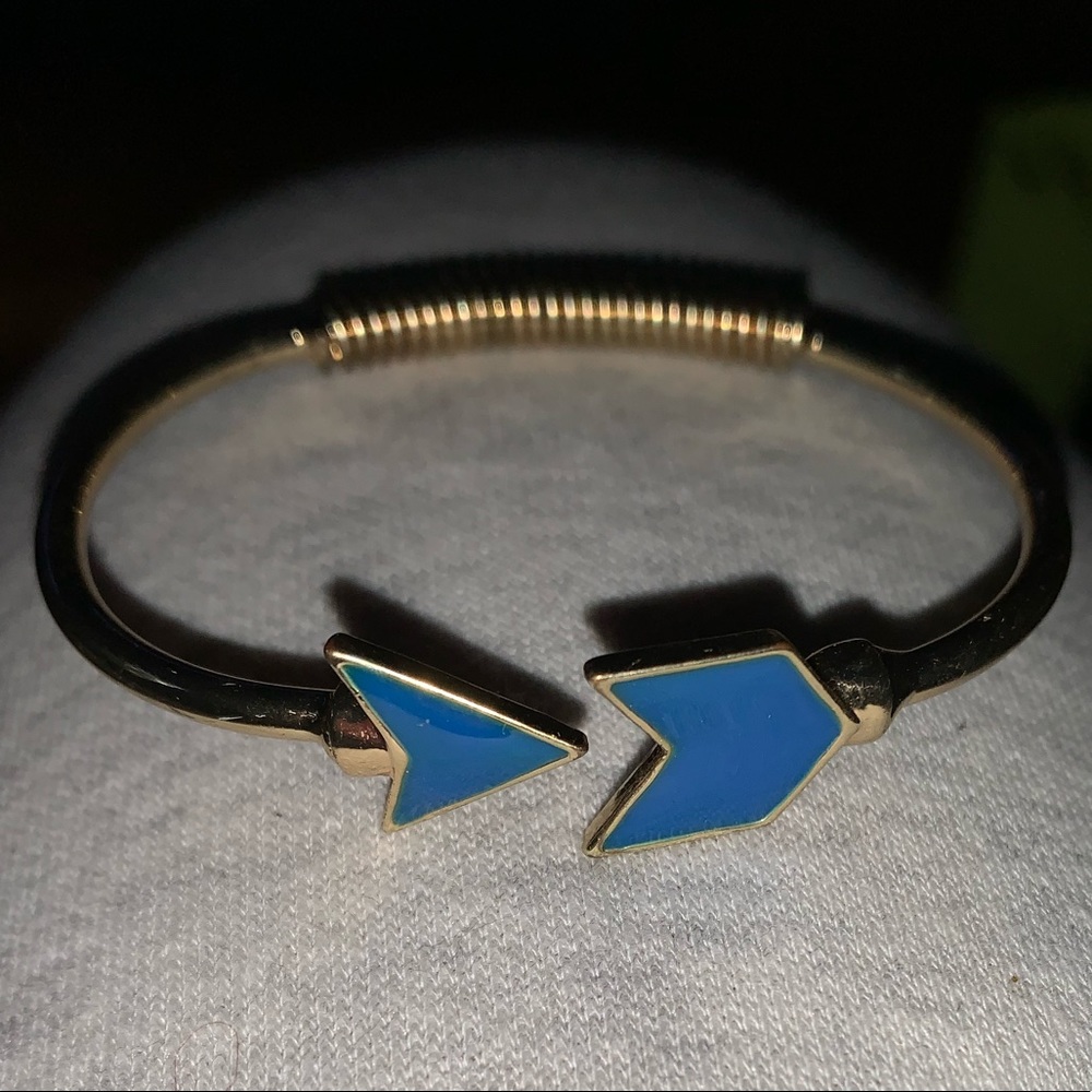 Gold Arrow Bracelet